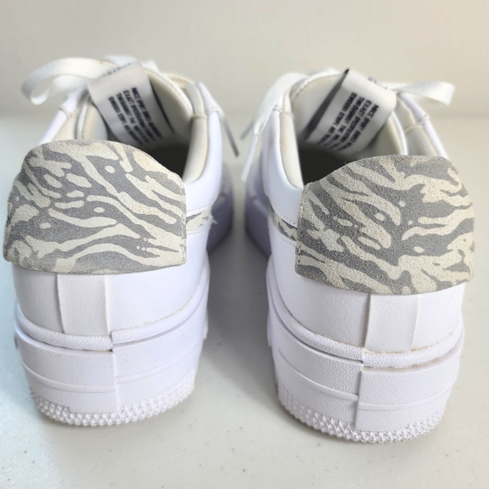 NIKE Air Force 1 White Pixel SE Zebra Sneakers - Picture 6 of 12